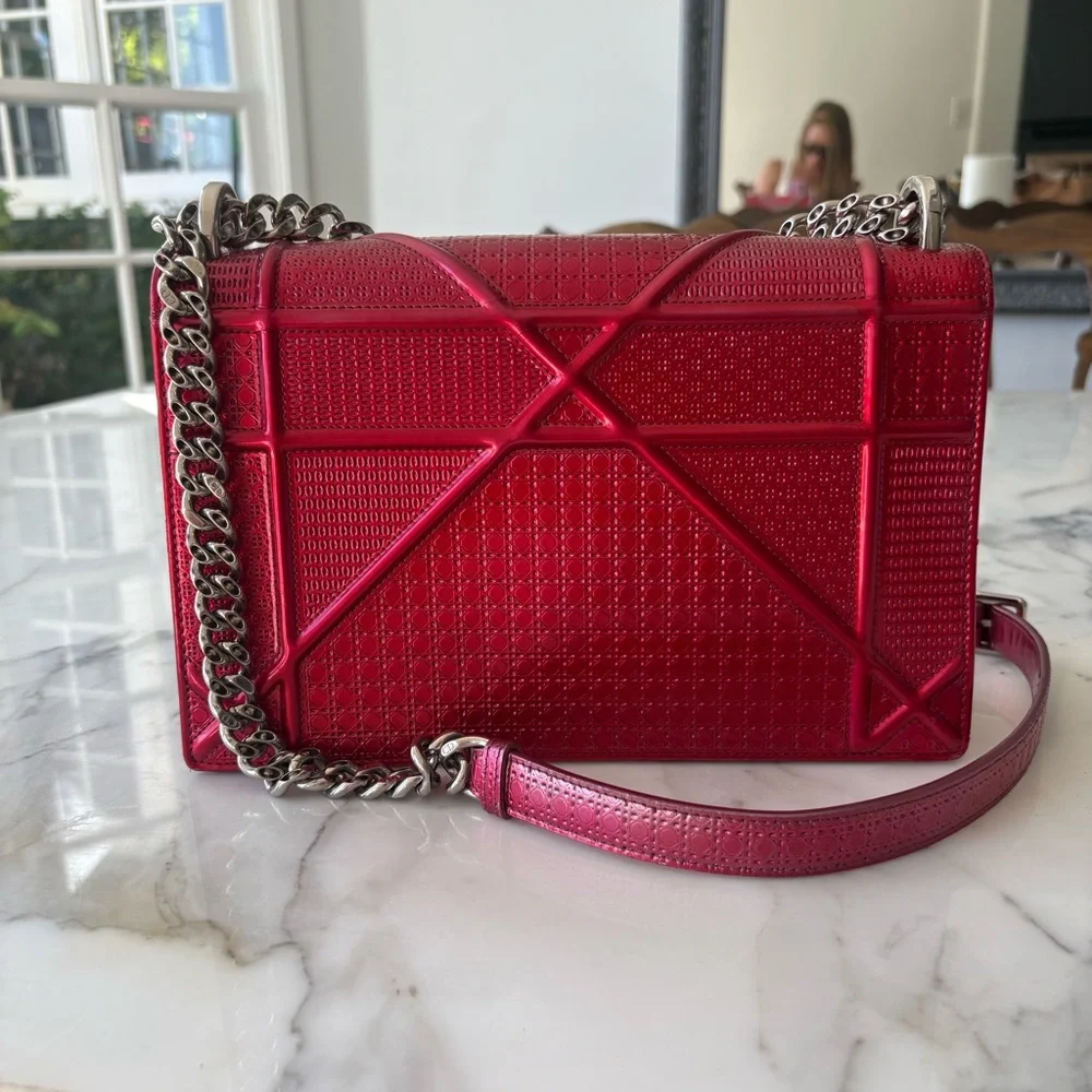 Christian Dior Dioram Red Shoulder Bag with Silver Chain - Picture 5 of 10